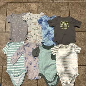 6 months bundle onesies